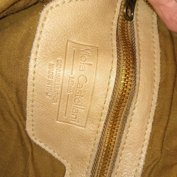 Viola Castellani Crossbody - Picture 5 of 5